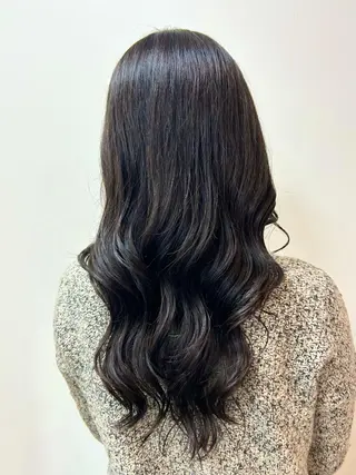 ロング 阪口 依美奈のヘアスタイル