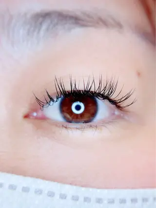 マツエク・マツパ nail & eyelash Bellulu所属・稲 美穂のマツエク・マツパデザイン