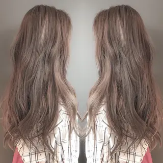 セミロング カラー BOX mico.のヘアスタイル