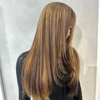 カラー デザインカラー/パー マ🦖外岡咲希🦖のヘアスタイル