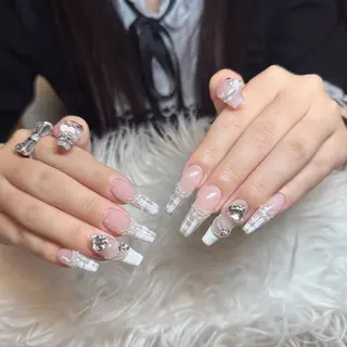 ネイル D-BEAUTY Nailsalonのネイルデザイン