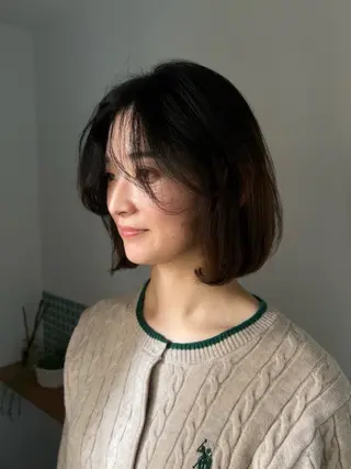 ~洗練ナチュラル~ 🪵 岡田 知佳のヘアスタイル