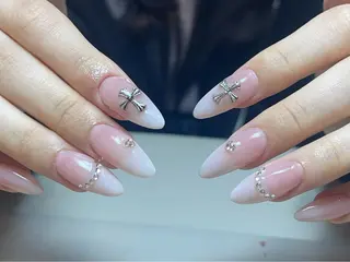 ネイル venus nail所属・venus nail チップ長さ出し専門店のネイルデザイン