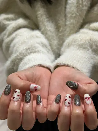 ネイル ꪆৎ平行アーチ ྀི ワカナの眉毛・アイブロウイメージ