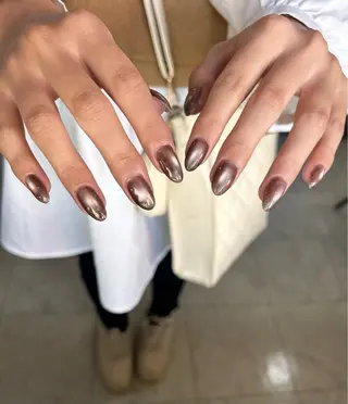 ネイル Salon GIGI Nail所属・勢井 あやなのネイルデザイン