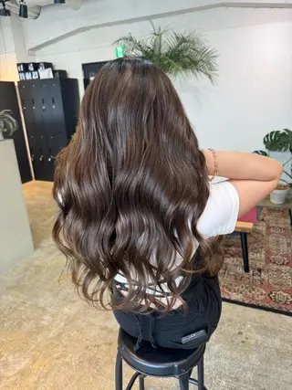 ロング Merly Osakaのヘアスタイル