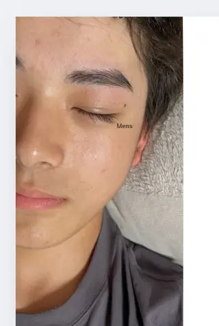 メンズ アイブロウ OTTO所属・本庄/深谷/熊谷/眉 Salon OTTOの眉毛・アイブロウイメージ