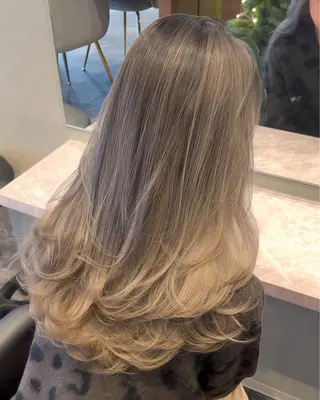 ロング カラー 🇺🇸海外デザイン iCON TOKYOのヘアスタイル