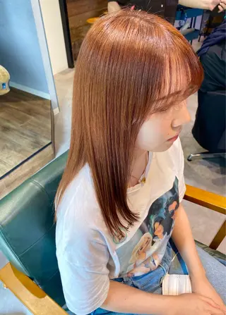 セミロング AUBEHAIRpeony所属・山形酸性ストレート 古川✂︎のヘアスタイル