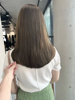 ロング カラー パーマ ヘアアレンジ 透明感/オリーブ/ グレージュ/YUKAのヘアスタイル