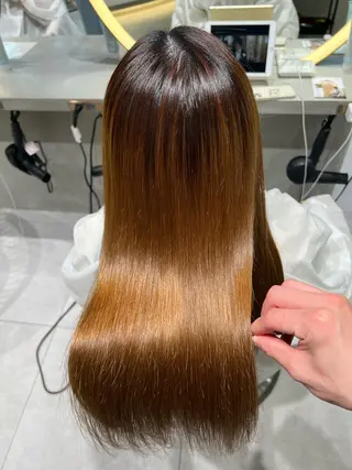 ロング 福岡縮毛矯正✨️ ストレート 向井和輝のヘアスタイル