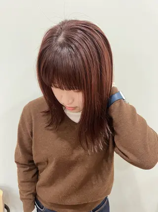 ミディアム 似合わせ/顔周り / レイヤーのヘアスタイル