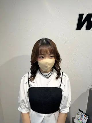 セミロング ハイトーン/レイヤー /艶カラー🎀のヘアスタイル