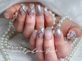 ネイル ✨Nailsalon Vi+✨のネイルデザイン