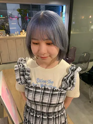 ショート カラー 美髪・シールエクステ ホソタニリョウコのヘアスタイル