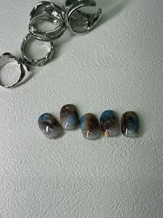 ネイル R nail salon新宿三丁目店所属・R nailのネイルデザイン