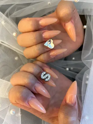 ネイル ✴︎ Delightのネイルデザイン