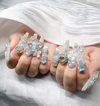 ネイル Lee Nailsのネイルデザイン