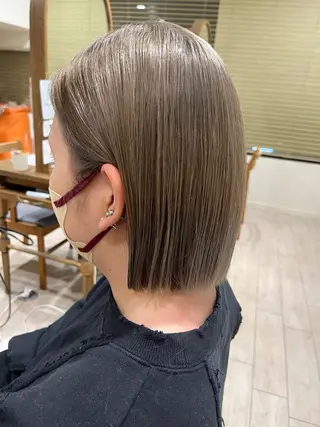 ミディアム 勝野 優佳のヘアスタイル