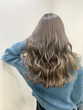 ロング カラー stair:case 武蔵小杉店所属・艶カラーリスト 牛込萌香のヘアスタイル