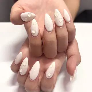 ネイル WOLTOKYO 🦋shizukuのネイルデザイン