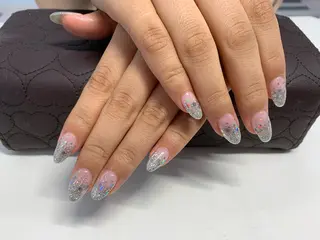 ネイル Mule Beauty Salon所属・ミュール ビューティーサロンのネイルデザイン