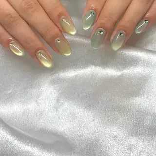 ネイル 堀部 絢加のネイルデザイン