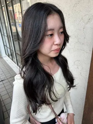 カラー 束感まつぱ🥑🤍 NATUKI🤍のマツエク・マツパデザイン