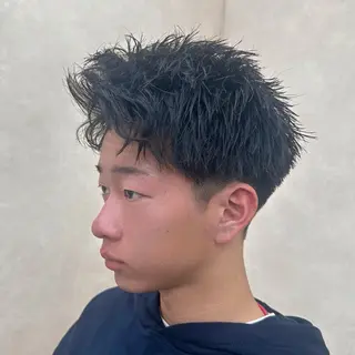 ショート メンズ メンズパーマ🔵 ハイトーン✨原田慎也のヘアスタイル