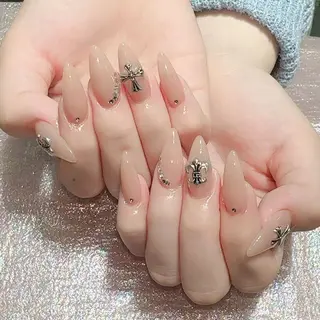 ネイル Queens ゲンのネイルデザイン