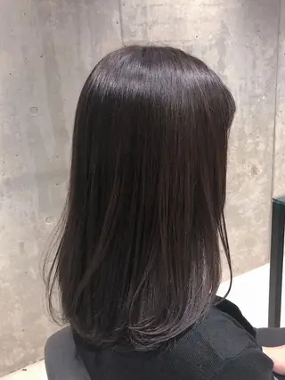 ショート カラー 根本 琴子のヘアスタイル