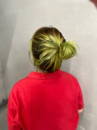 ミディアム カラー ヘアアレンジ mina 🌷のヘアスタイル