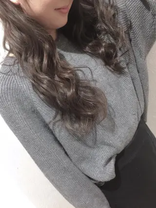 セミロング Noe心斎橋所属・Noe心斎橋 堀田 朋宏のヘアスタイル