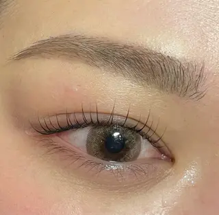 マツエク・マツパ アイブロウ LUMIA eye lash garden所属・LUMIA gardenの眉毛・アイブロウイメージ