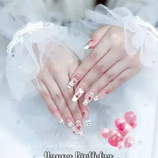 ミディアム Bibi beauty spa Osaka所属・Chann Channのネイルデザイン