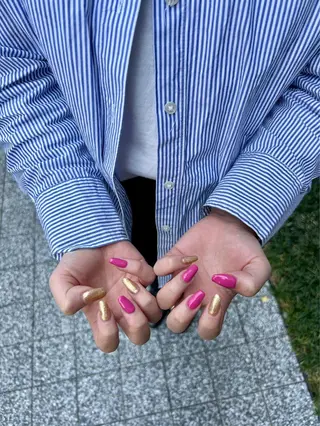 ネイル 濱岡 咲のネイルデザイン