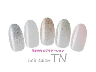 ネイル 座間 桃香のネイルデザイン