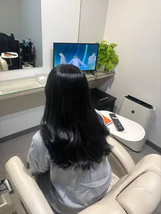 セミロング neaf 六本木店所属・六本木🫧パーマ 望月彩音のヘアスタイル