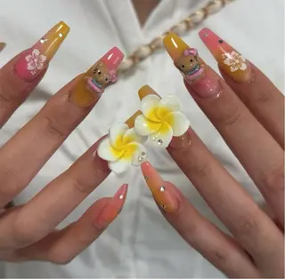 ネイル なな_ CloudyChanのネイルデザイン