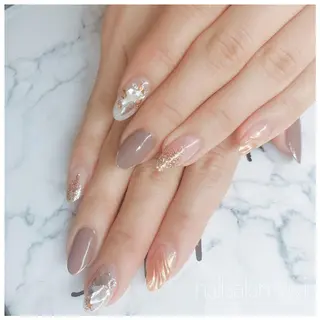 ネイル ＶＩＶＩ nailsalonのネイルデザイン