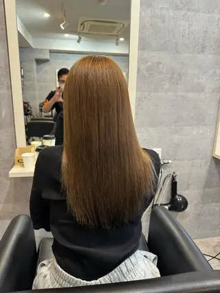 セミロング カラー BEL所属・三池 ブルノのヘアスタイル