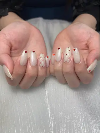 ネイル mofie🤍ユミ/ 恵比寿/パラジェルのネイルデザイン