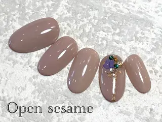 ネイル 遠藤 志乃のネイルデザイン