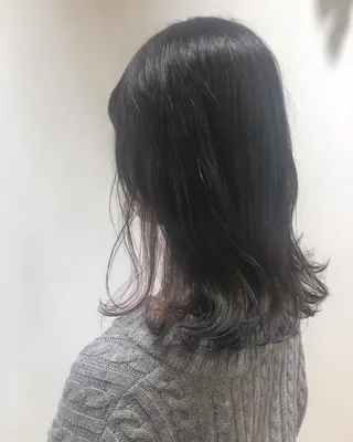 セミロング カラー 江原 彩華のヘアスタイル