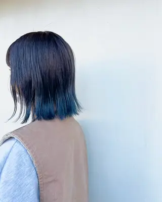 カラー AIconic nagoya所属・縮毛矯正/ レイヤー/ミディアムのヘアスタイル