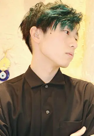 ショート カラー メンズ LAMP HAIR  ランプヘアー所属・徳永 博志のヘアスタイル