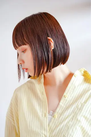 ミディアム 韓国レイヤーカット/ ダブルカラーのヘアスタイル