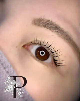 マツエク・マツパ eyelash&eyebrow moomee所属・moo meeのマツエク・マツパデザイン