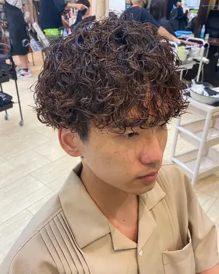 パーマ メンズ 年間2000名担当◎ パーマ職人/仲原佑樹のヘアスタイル