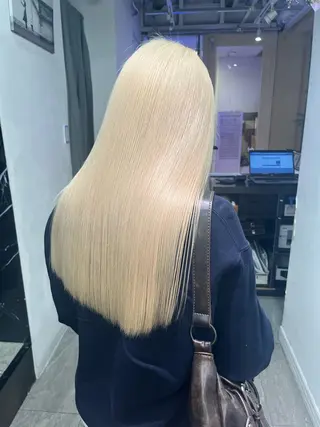 ロング 🌈ハイトーン/ ワタル🌈のヘアスタイル